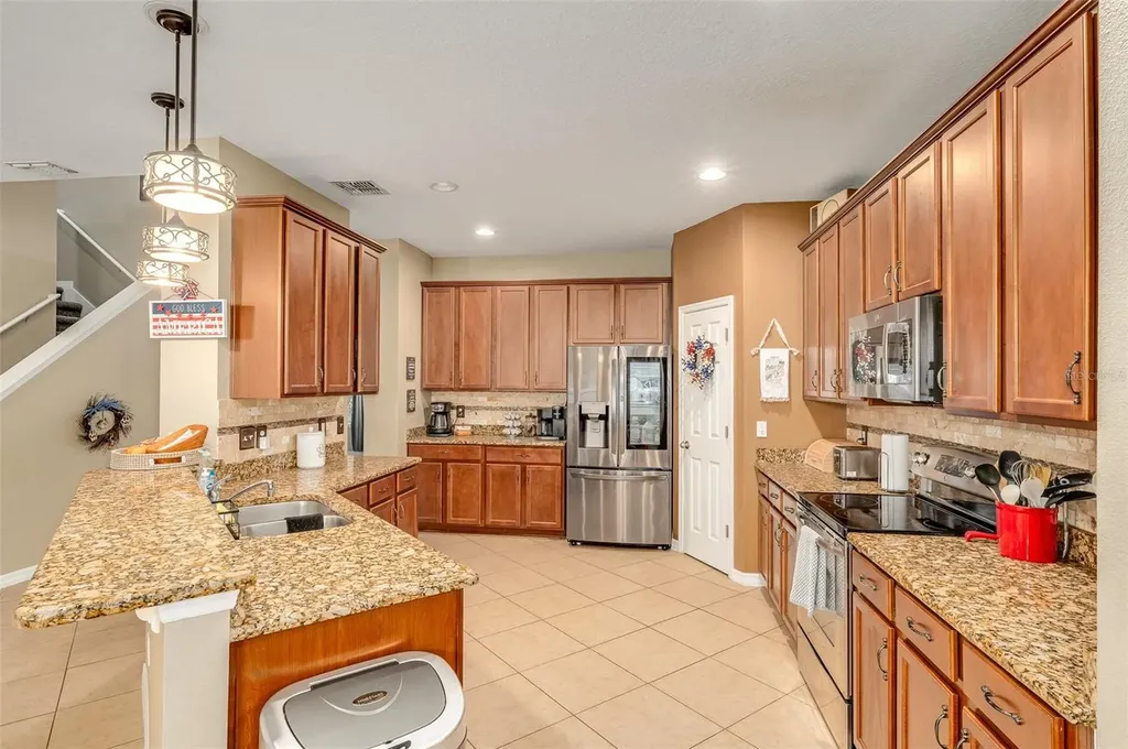 2711 Cypress Tree Trail St Cloud FL 34772