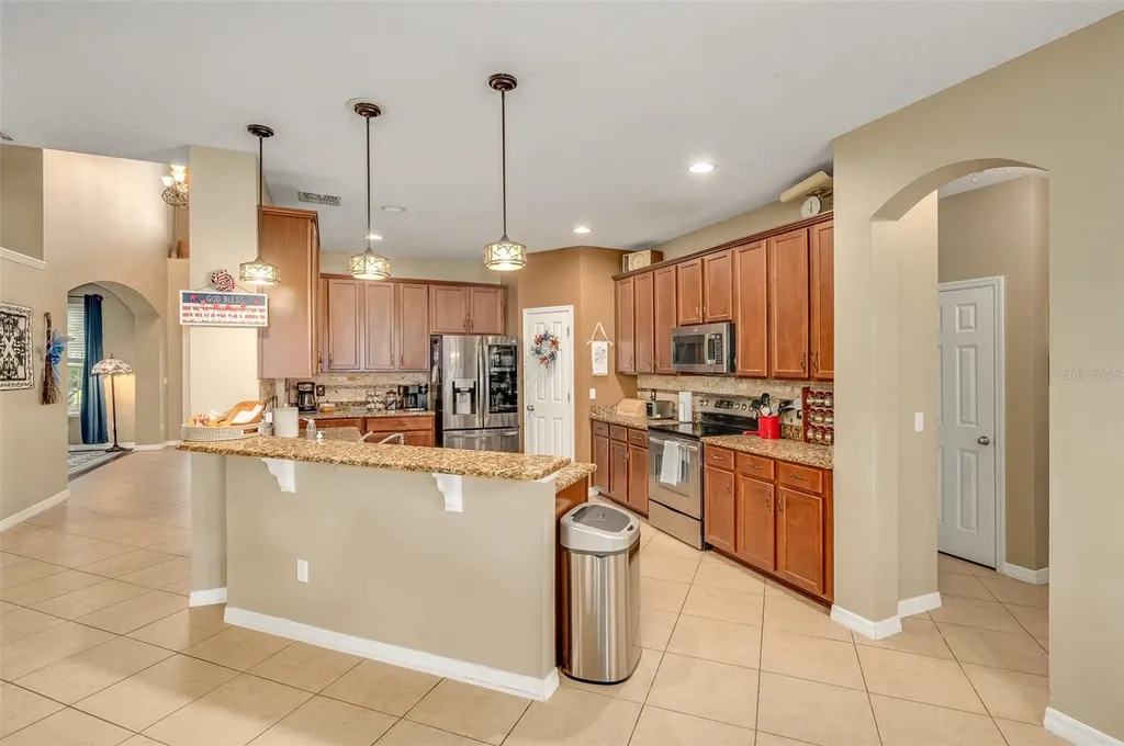 2711 Cypress Tree Trail St Cloud FL 34772