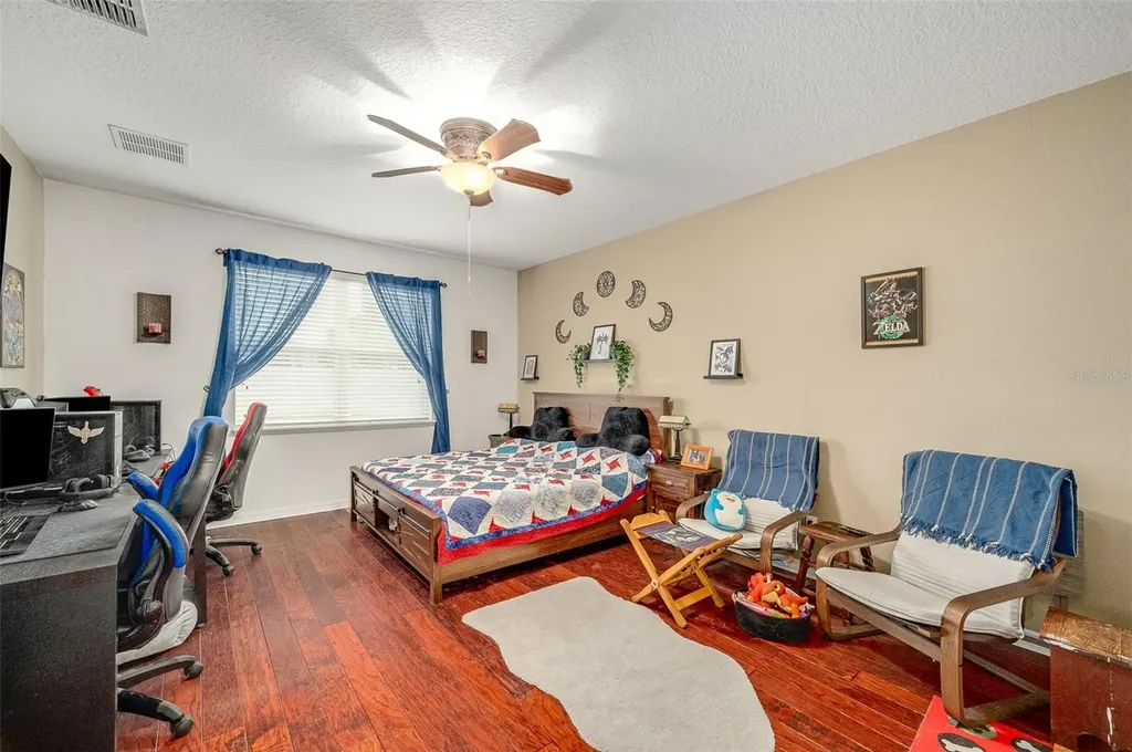 2711 Cypress Tree Trail St Cloud FL 34772