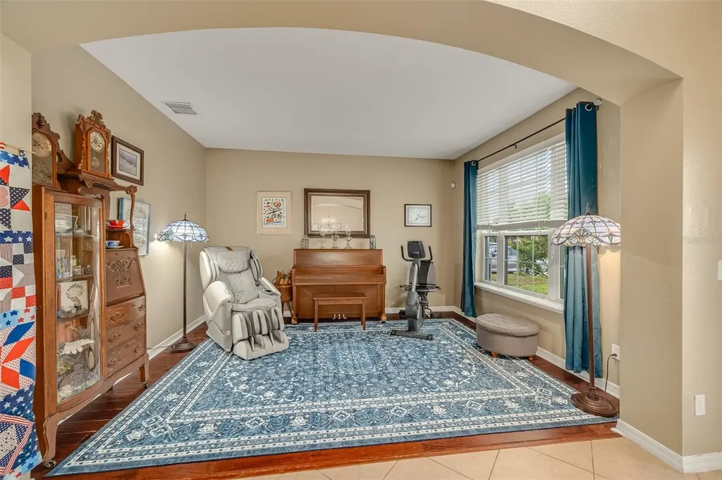 2711 Cypress Tree Trail St Cloud FL 34772