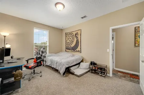 2711 Cypress Tree Trail St Cloud FL 34772