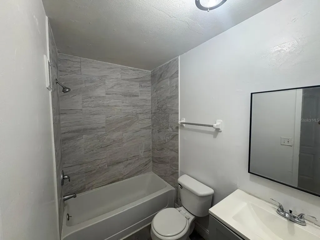 7923 Thrippence Lane Orlando FL 32822