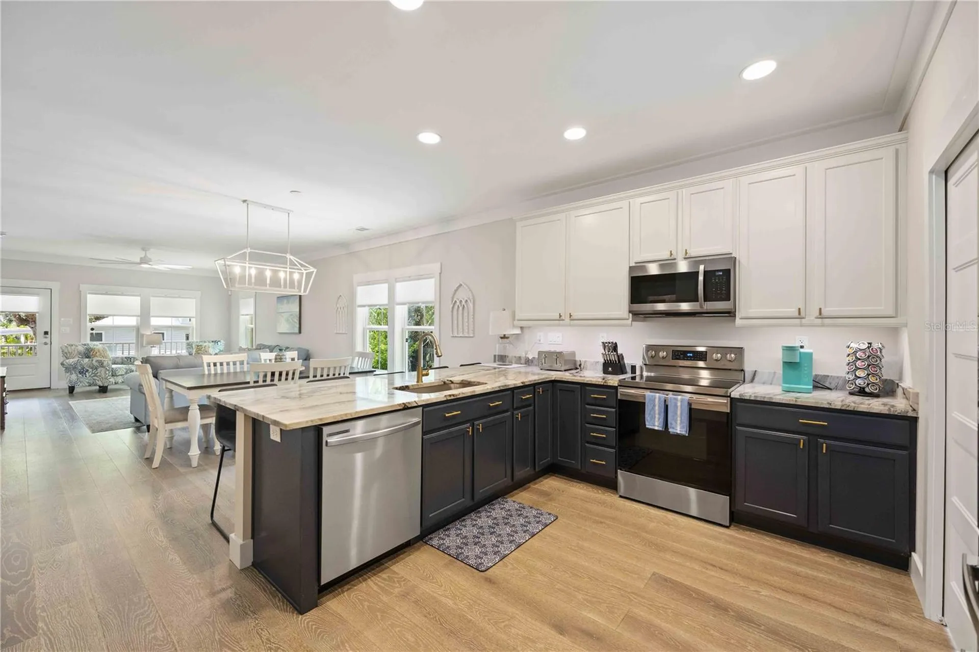 1623 8th Avenue W Bradenton FL 34205