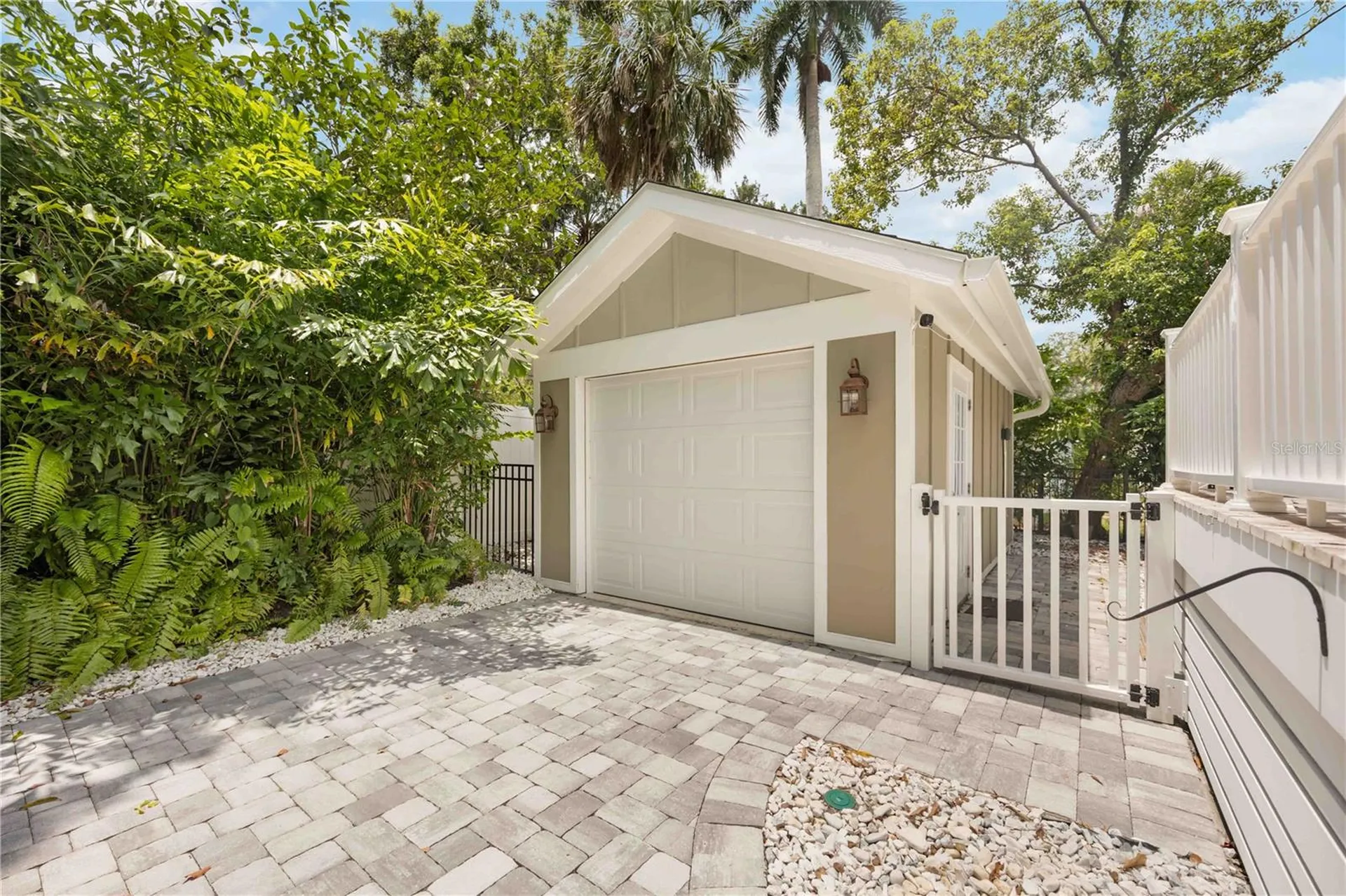 1623 8th Avenue W Bradenton FL 34205