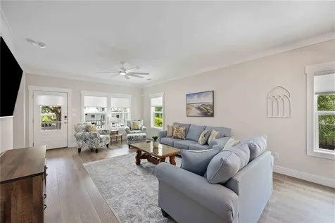 1623 8th Avenue W Bradenton FL 34205