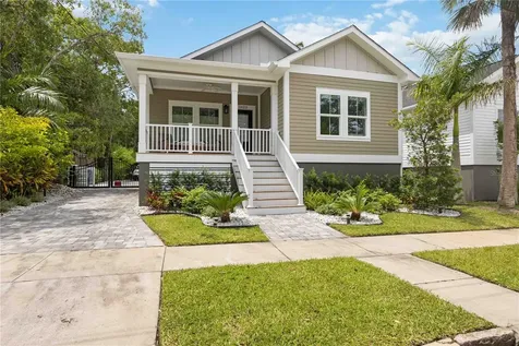 1623 8th Avenue W Bradenton FL 34205