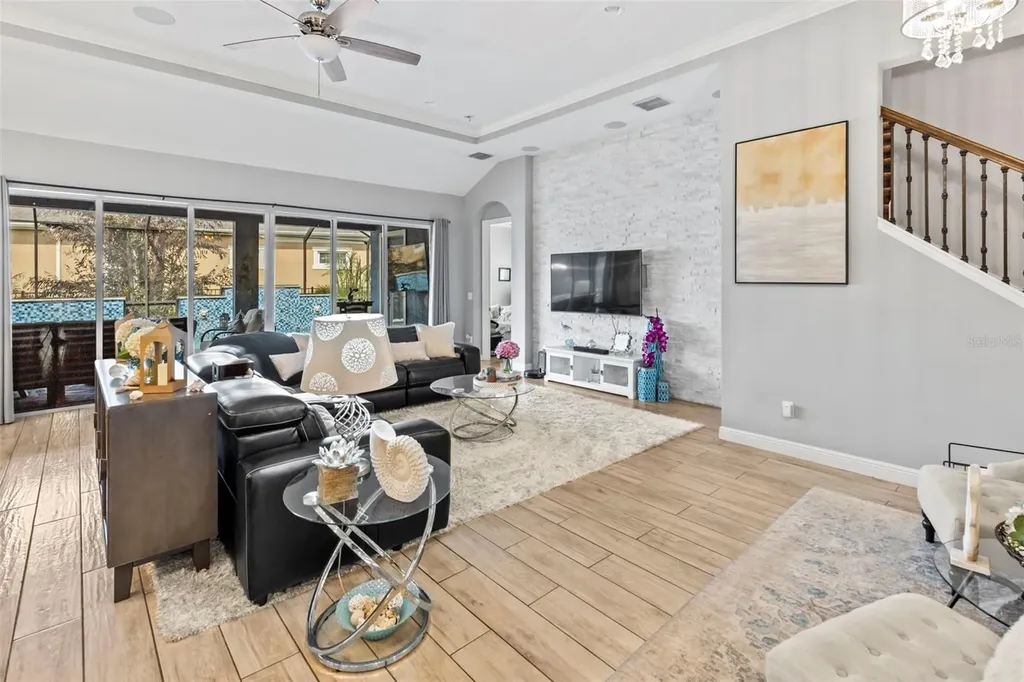 5805 Watercolor Drive Lithia FL 33547