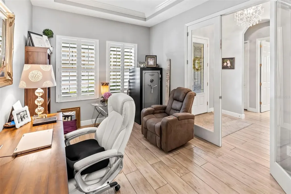 5805 Watercolor Drive Lithia FL 33547