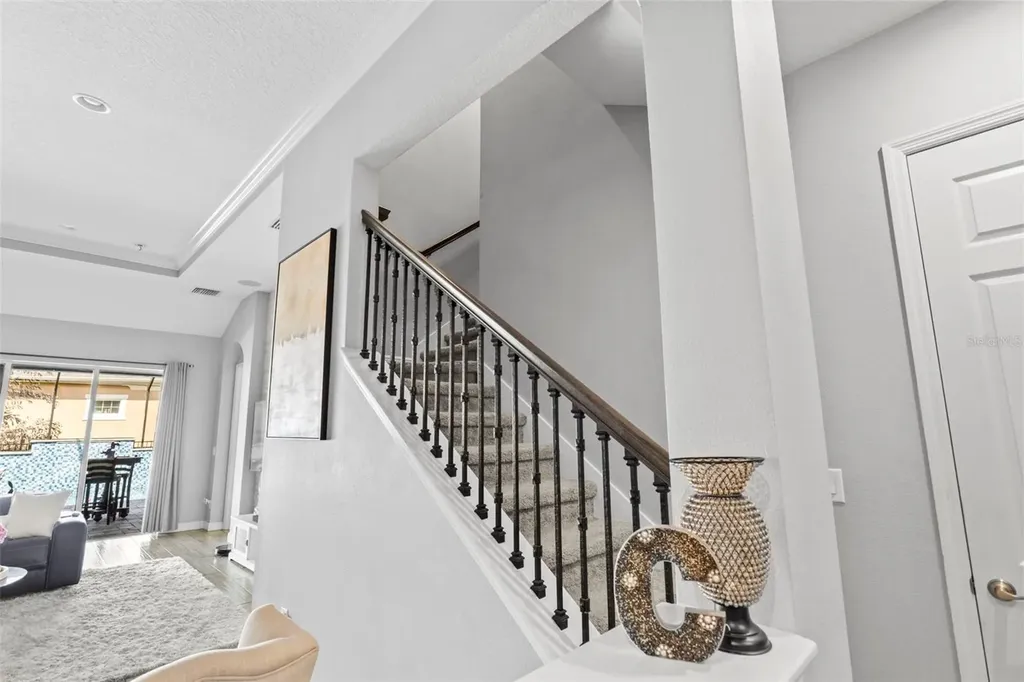 5805 Watercolor Drive Lithia FL 33547