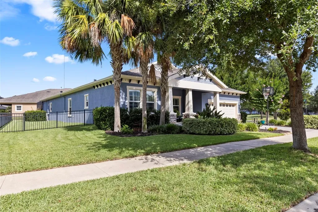 5805 Watercolor Drive Lithia FL 33547