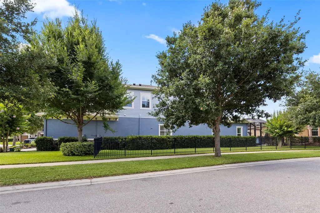 5805 Watercolor Drive Lithia FL 33547