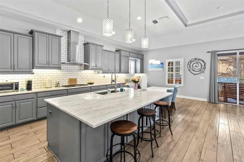5805 Watercolor Drive Lithia FL 33547