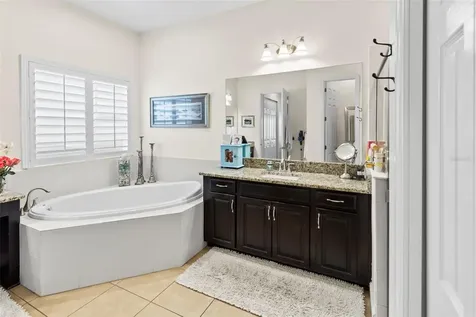 5805 Watercolor Drive Lithia FL 33547