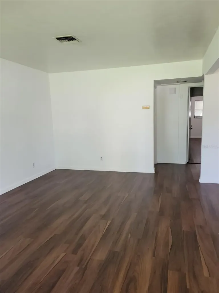2103 Jobbins Drive Leesburg FL 34748