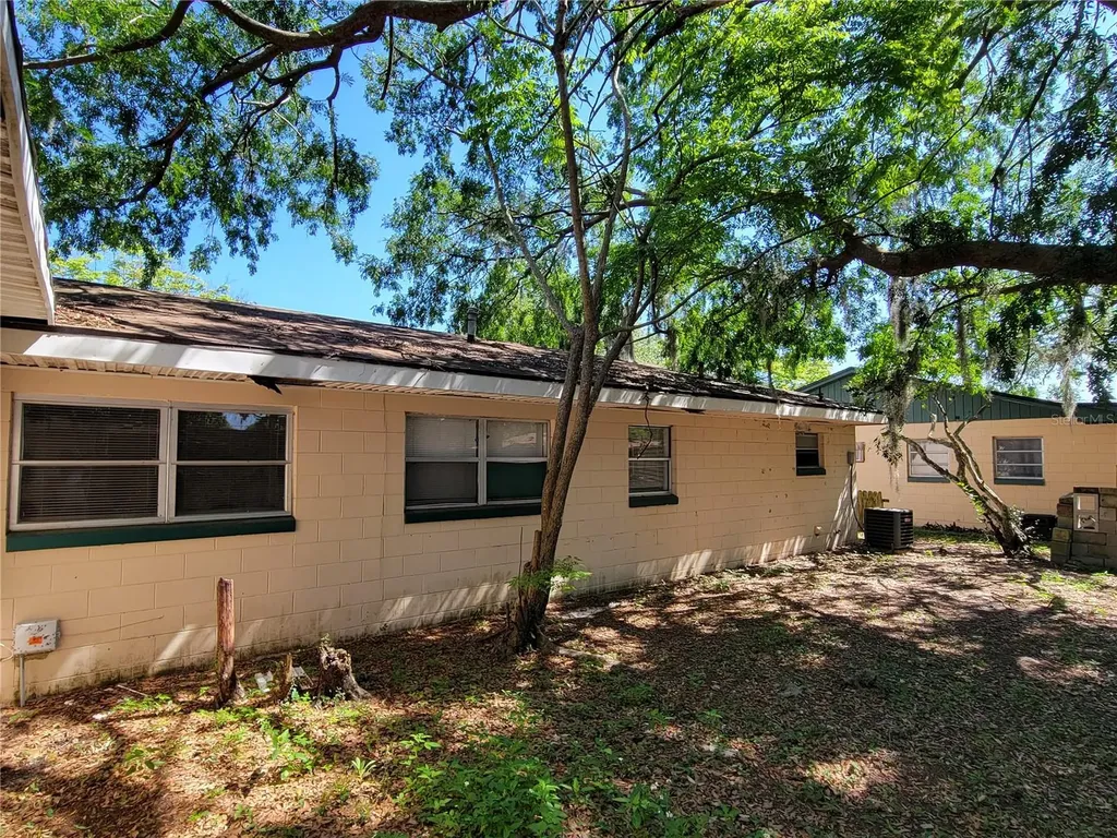 2103 Jobbins Drive Leesburg FL 34748