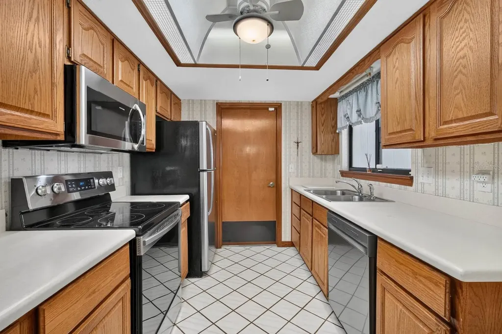 357 Castlewood Lane New Smyrna Beach FL 32168