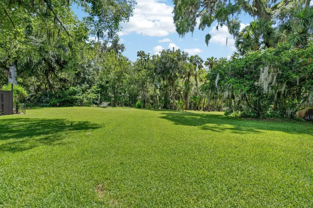 357 Castlewood Lane New Smyrna Beach FL 32168