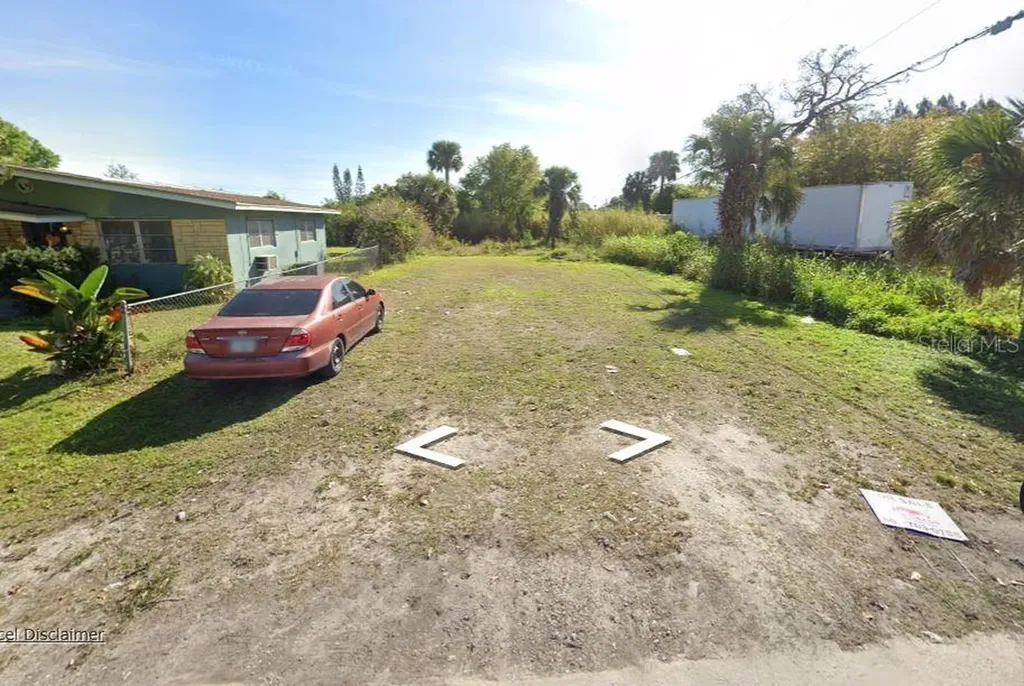 808 NE 15th Avenue Okeechobee FL 34972