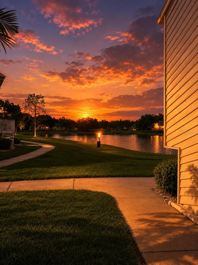 203 Lake Parsons Green Brandon FL 33511