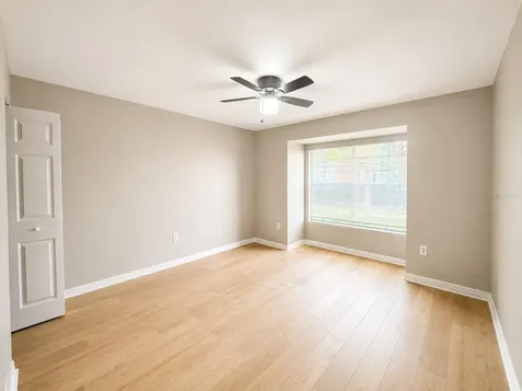 203 Lake Parsons Green Brandon FL 33511