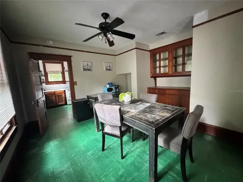 907 NW 11th Avenue Gainesville FL 32601