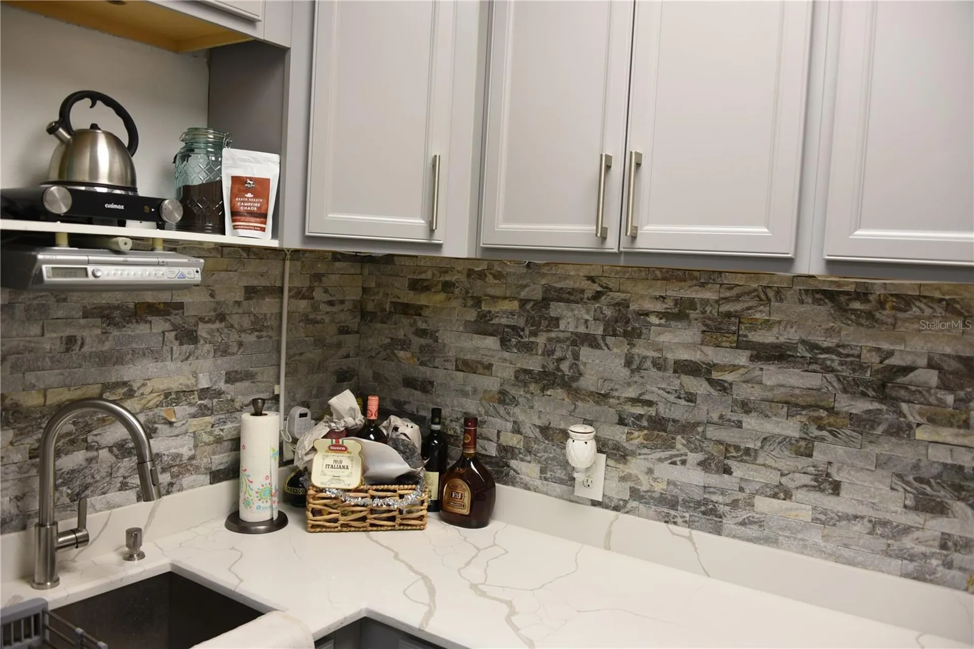 418 S Tamiami Trail Osprey FL 34229