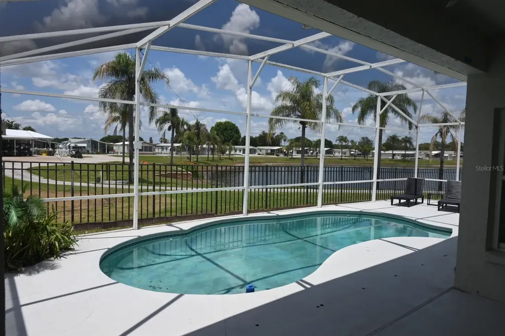 919 Jaybee Avenue Davenport FL 33897