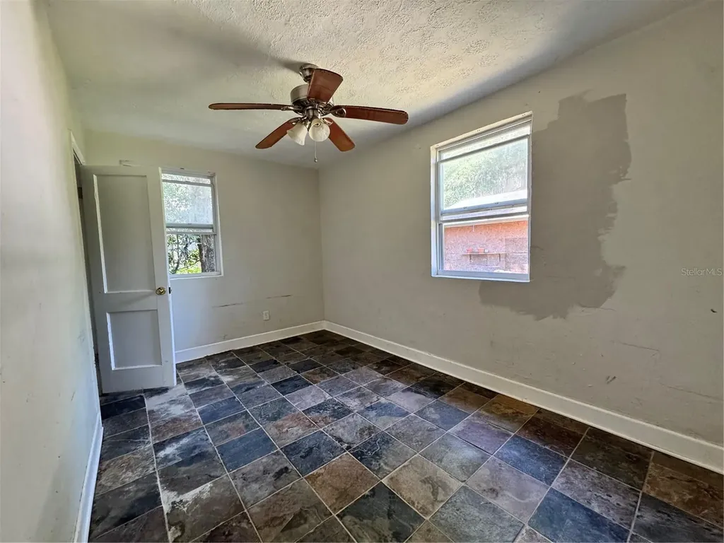3230 NW 11th Street Gainesville FL 32609