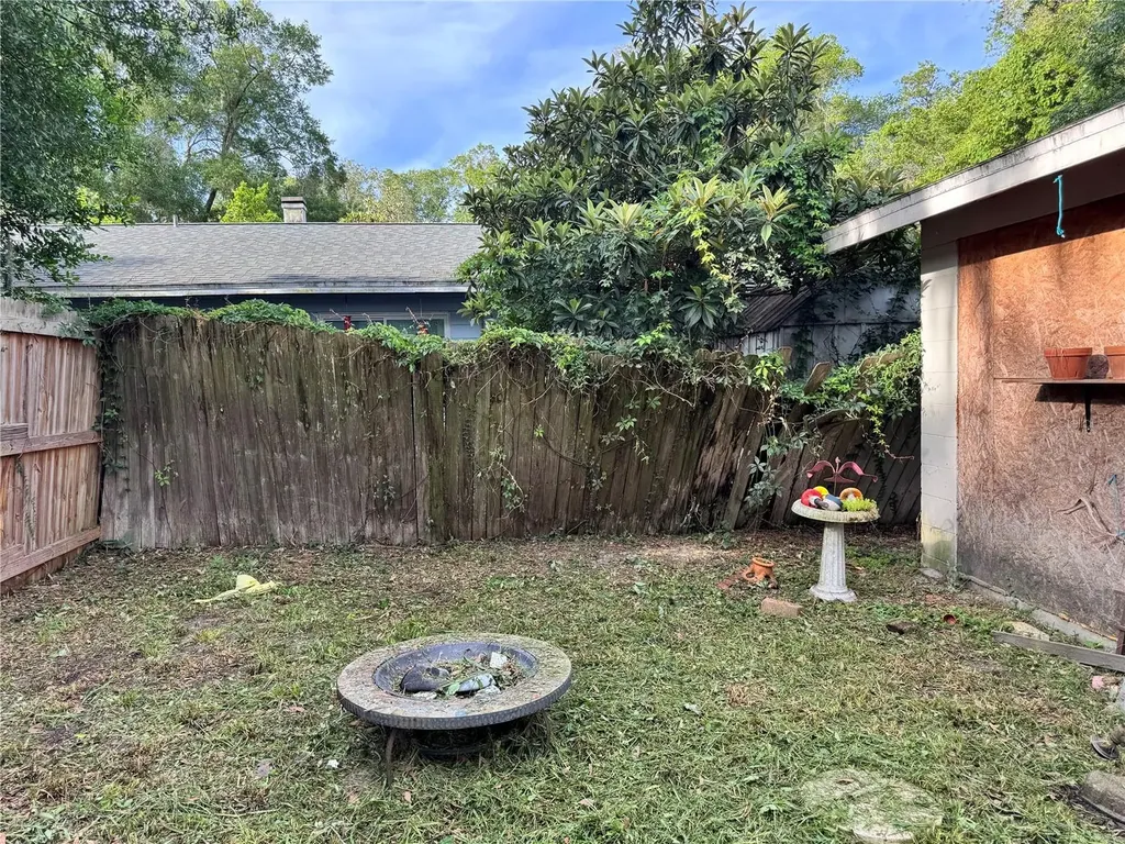 3230 NW 11th Street Gainesville FL 32609