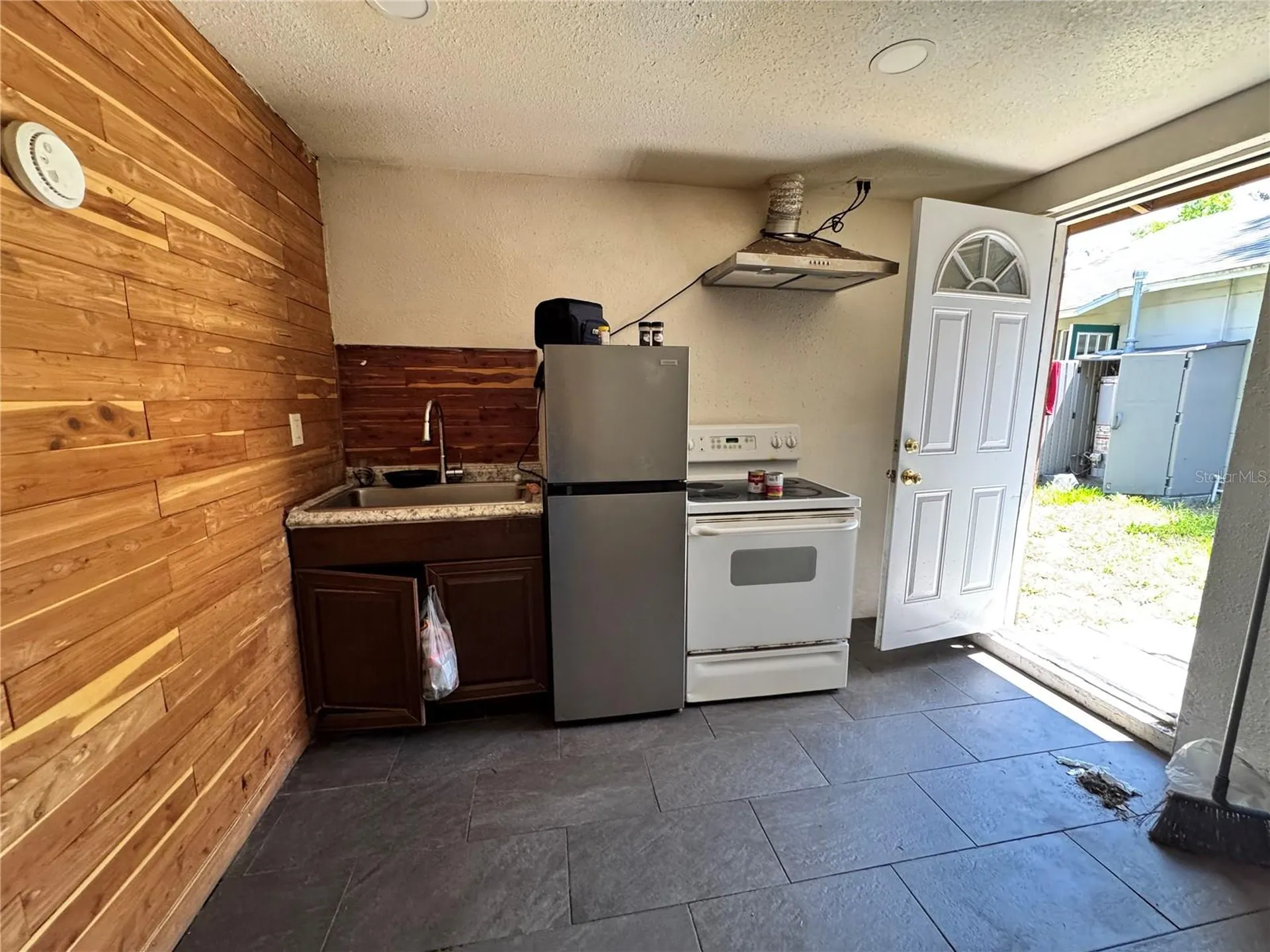 3230 NW 11th Street Gainesville FL 32609