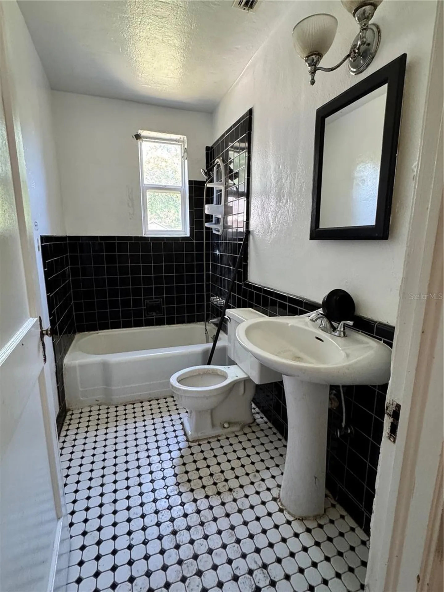 3230 NW 11th Street Gainesville FL 32609