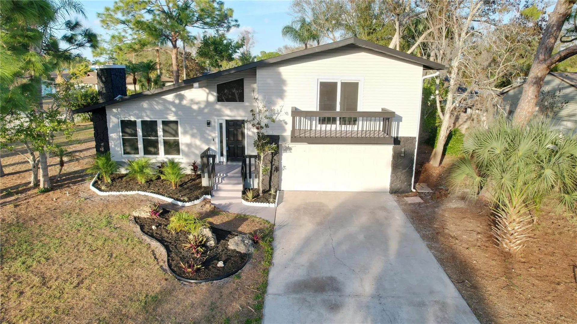 5667 Creekwood Drive Sarasota FL 34233