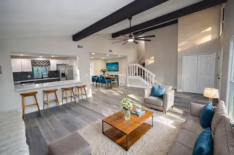 5667 Creekwood Drive Sarasota FL 34233
