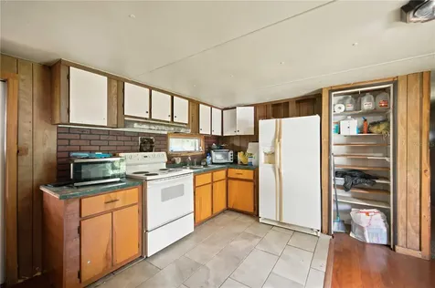 2290 SE 141st Avenue Morriston FL 32668