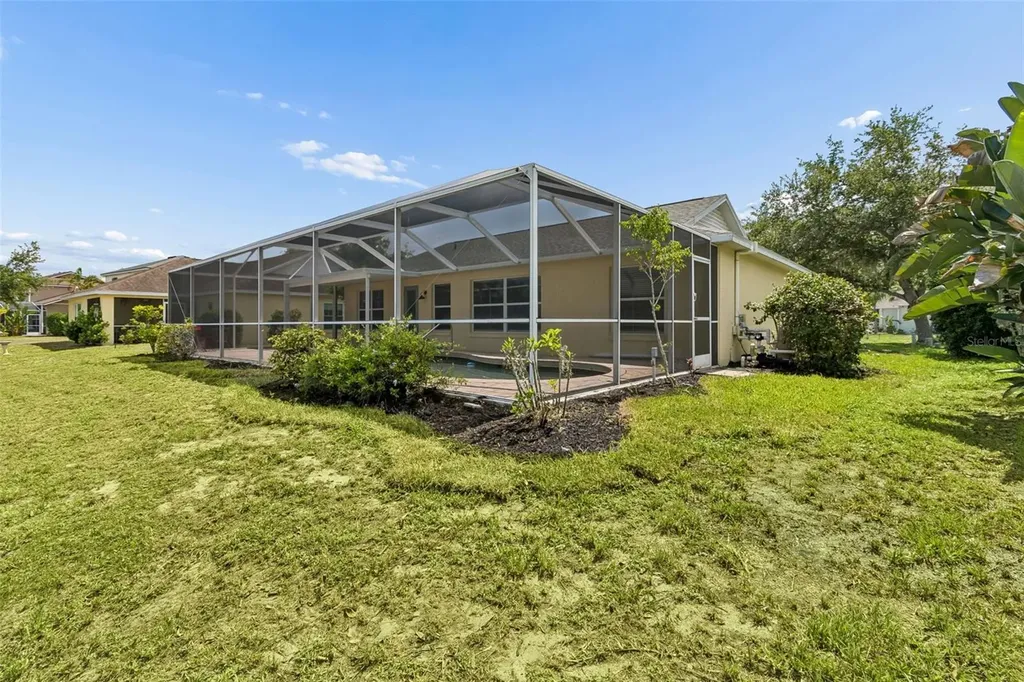 201 113th Street E Bradenton FL 34212