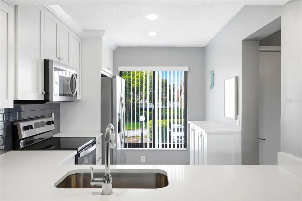 6105 Palma Del Mar Boulevard S St Petersburg FL 33715
