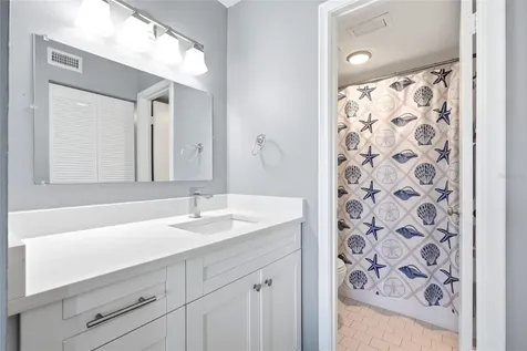 6105 Palma Del Mar Boulevard S St Petersburg FL 33715