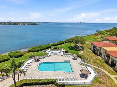 6105 Palma Del Mar Boulevard S St Petersburg FL 33715