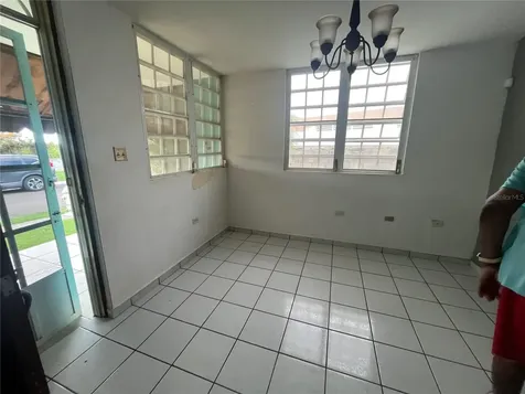 H17 4th Street Arroyo PR 00714