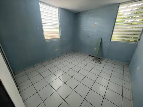 H17 4th Street Arroyo PR 00714