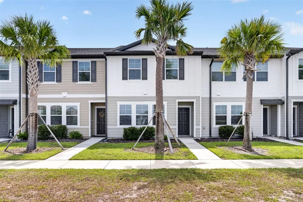 381 Grand Pine Lane St Cloud FL 34771