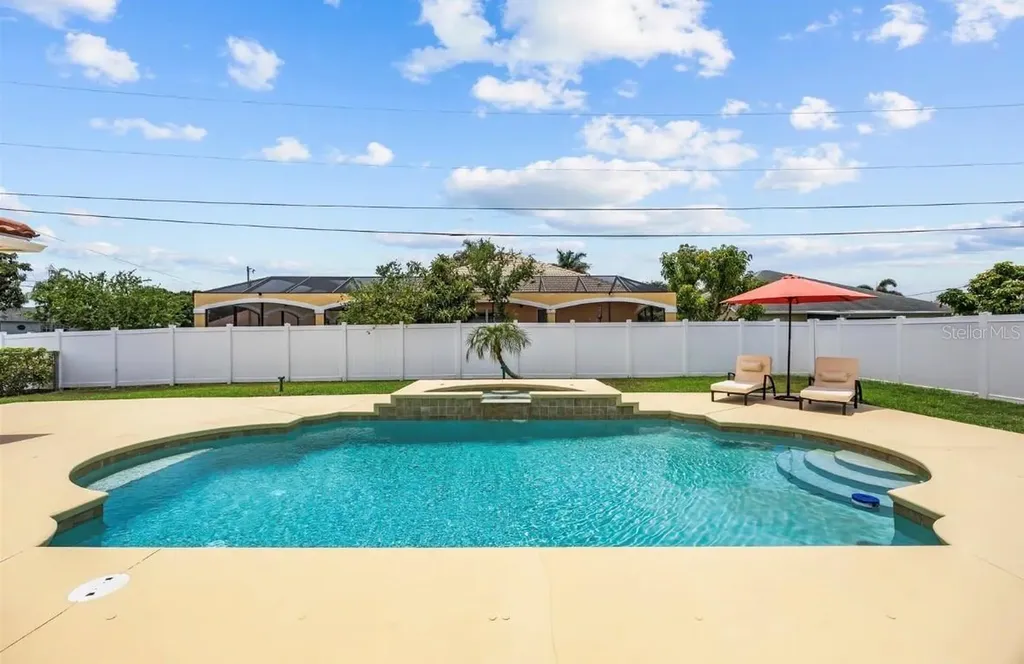 3898 SW Hall Street Port St Lucie FL 34953
