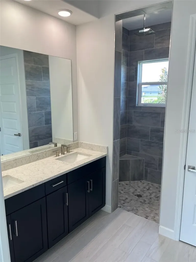 260 Hampton Loop Davenport FL 33837