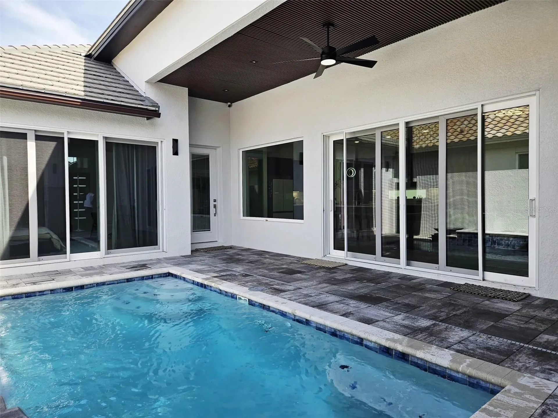 260 Hampton Loop Davenport FL 33837