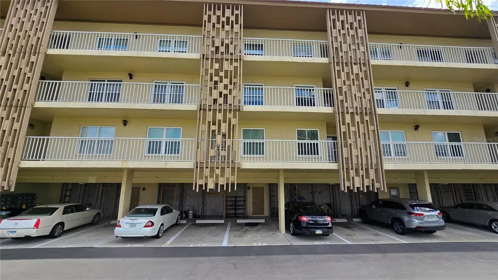 105 Island Way Clearwater Beach FL 33767