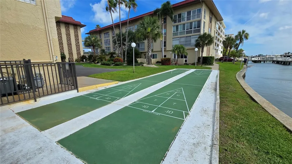 105 Island Way Clearwater Beach FL 33767