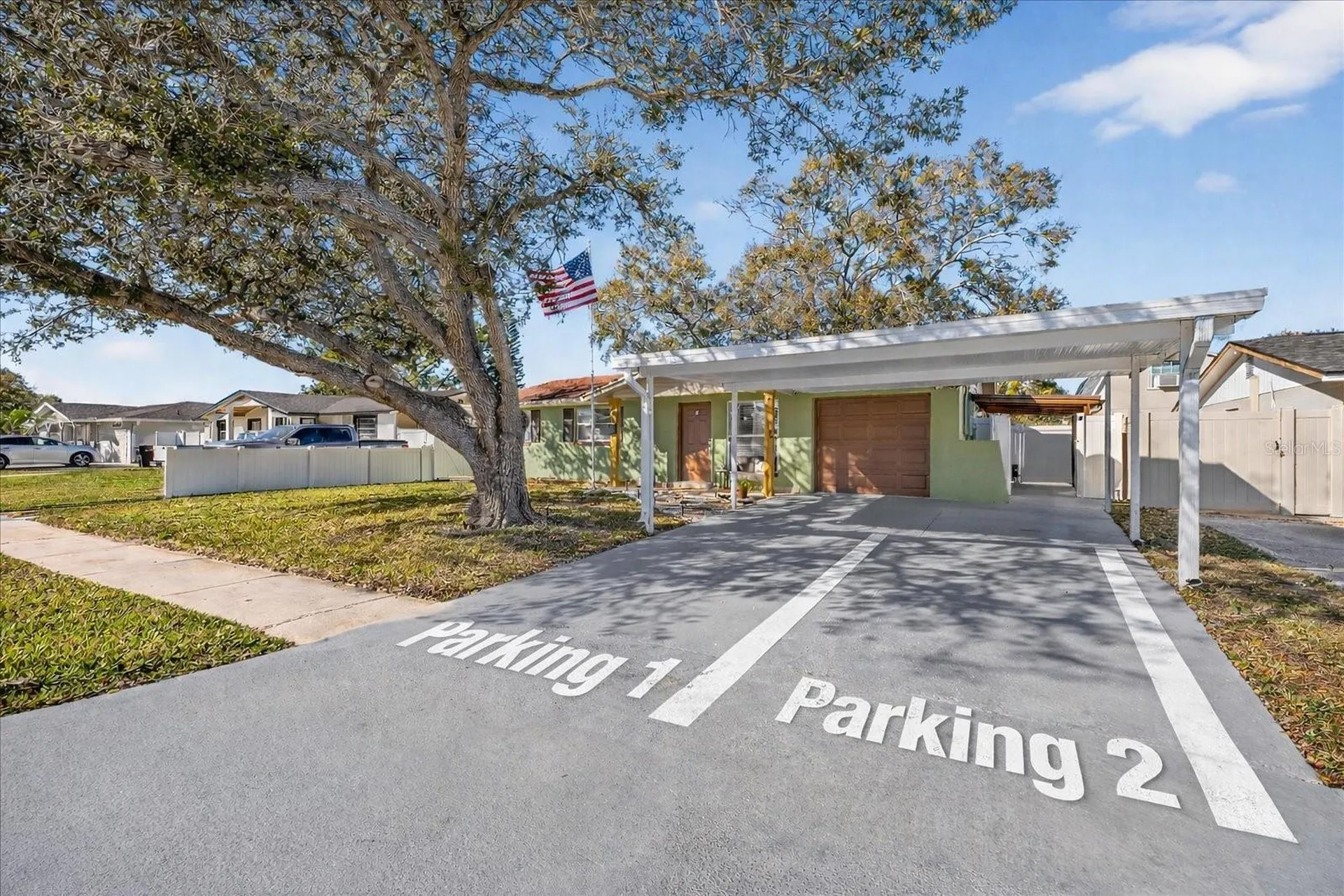 8411 Westridge Drive Tampa FL 33615