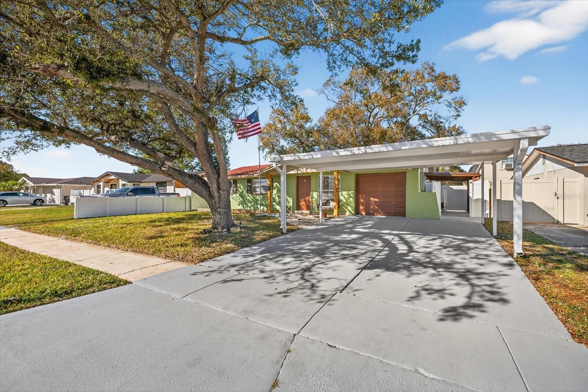 8411 Westridge Drive Tampa FL 33615