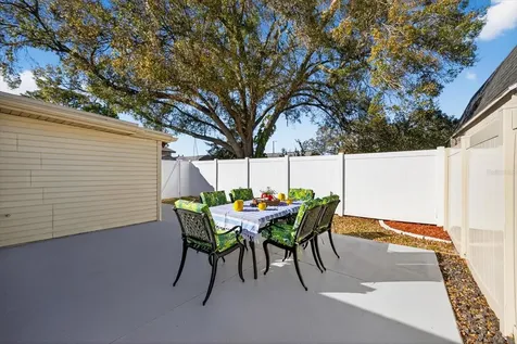 8411 Westridge Drive Tampa FL 33615