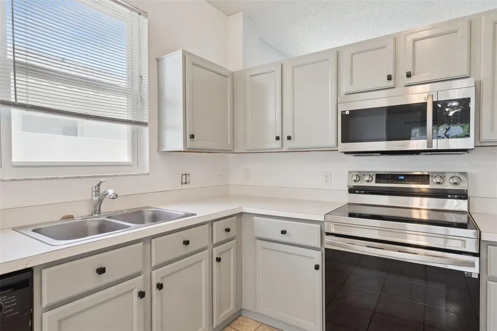656 Whitetail Loop Apopka FL 32703